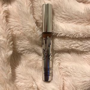 True Brown K Matte Lipstick